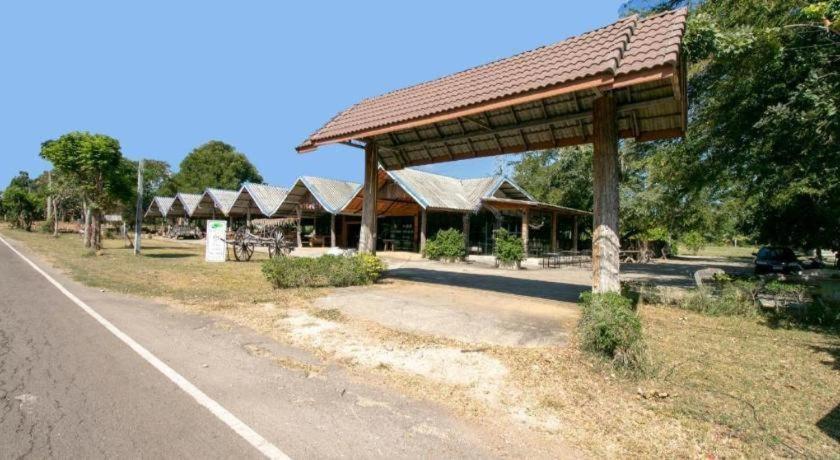 Hotel Oyo 75374 Baan Rak Mai Kanchanaburi Zewnętrze zdjęcie