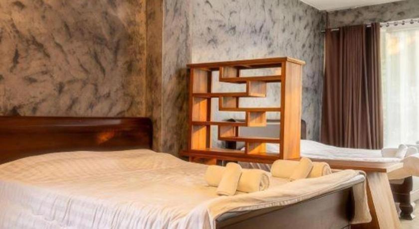 Hotel Oyo 75374 Baan Rak Mai Kanchanaburi Zewnętrze zdjęcie
